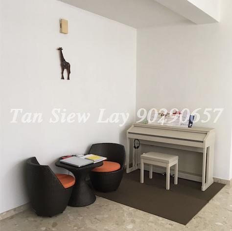 UE Square (D9), Apartment #130886512